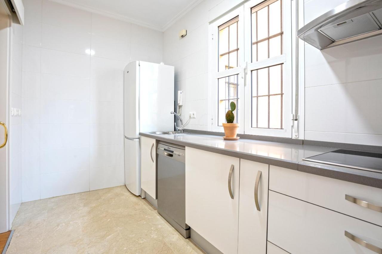 Genteel Home Vinuesa Seville Ngoại thất bức ảnh