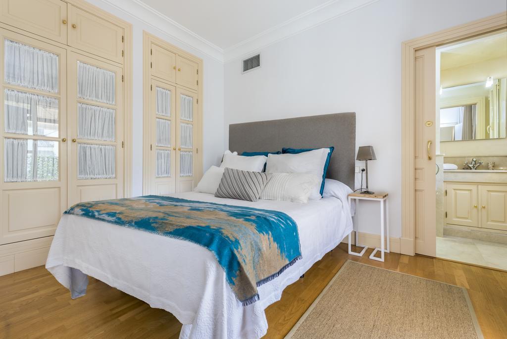 Genteel Home Vinuesa Seville Ngoại thất bức ảnh