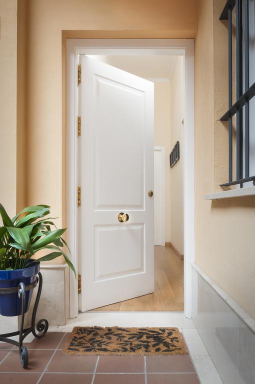Genteel Home Vinuesa Seville Ngoại thất bức ảnh