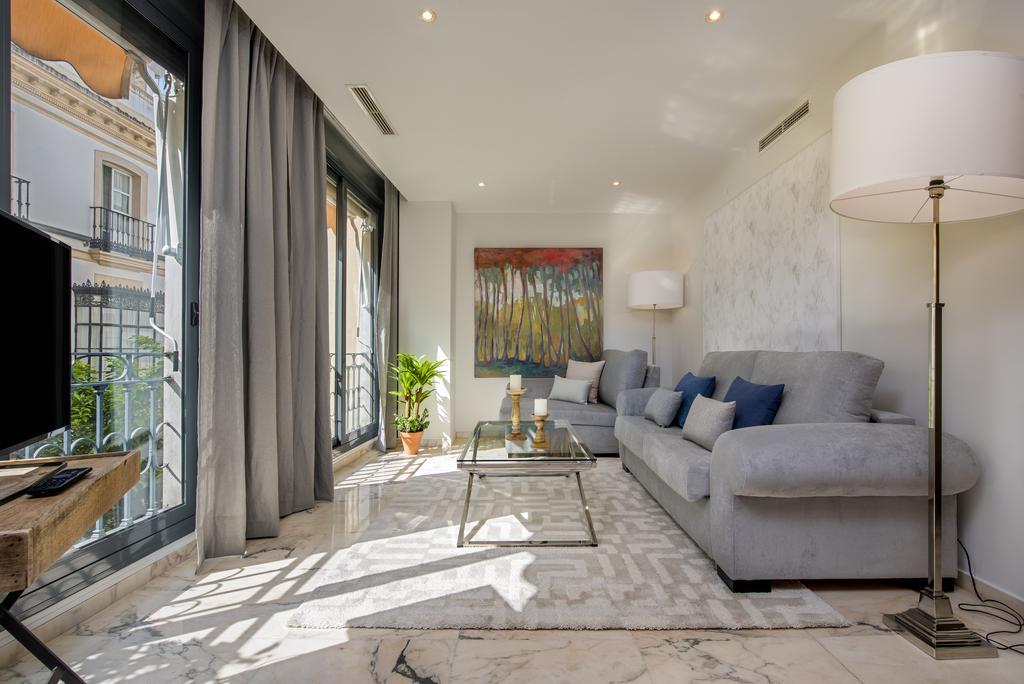 Genteel Home Vinuesa Seville Ngoại thất bức ảnh