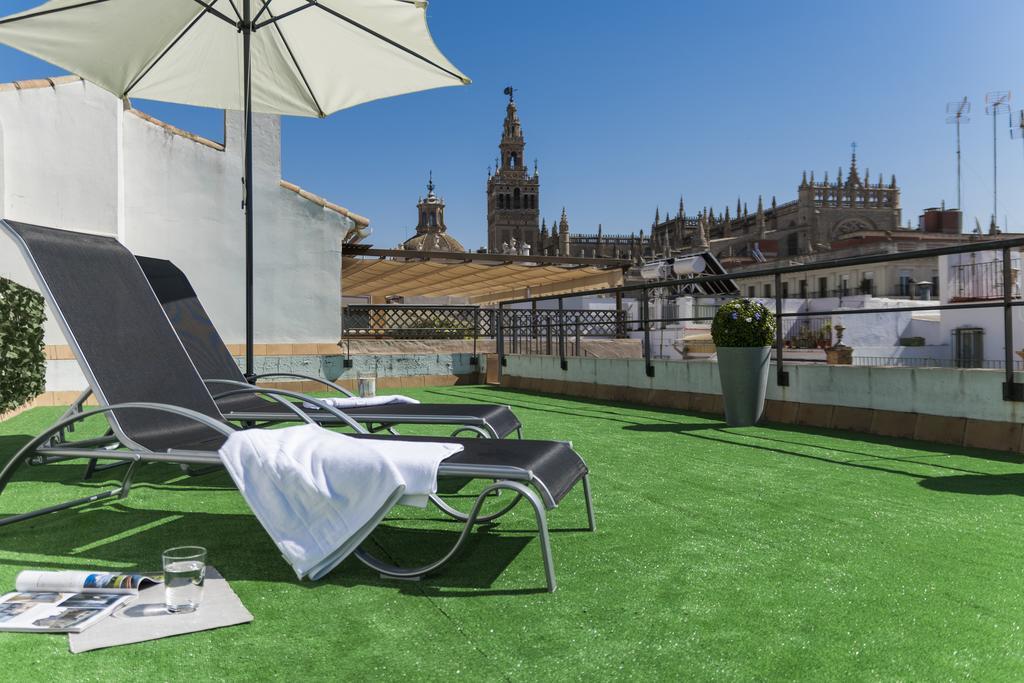 Genteel Home Vinuesa Seville Ngoại thất bức ảnh