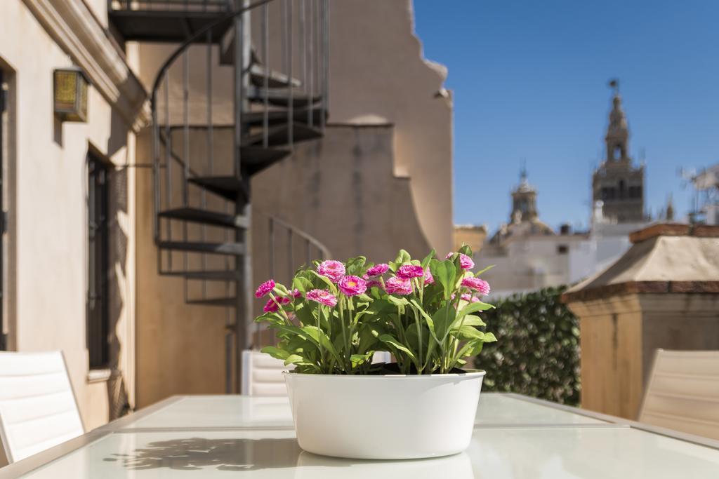 Genteel Home Vinuesa Seville Ngoại thất bức ảnh